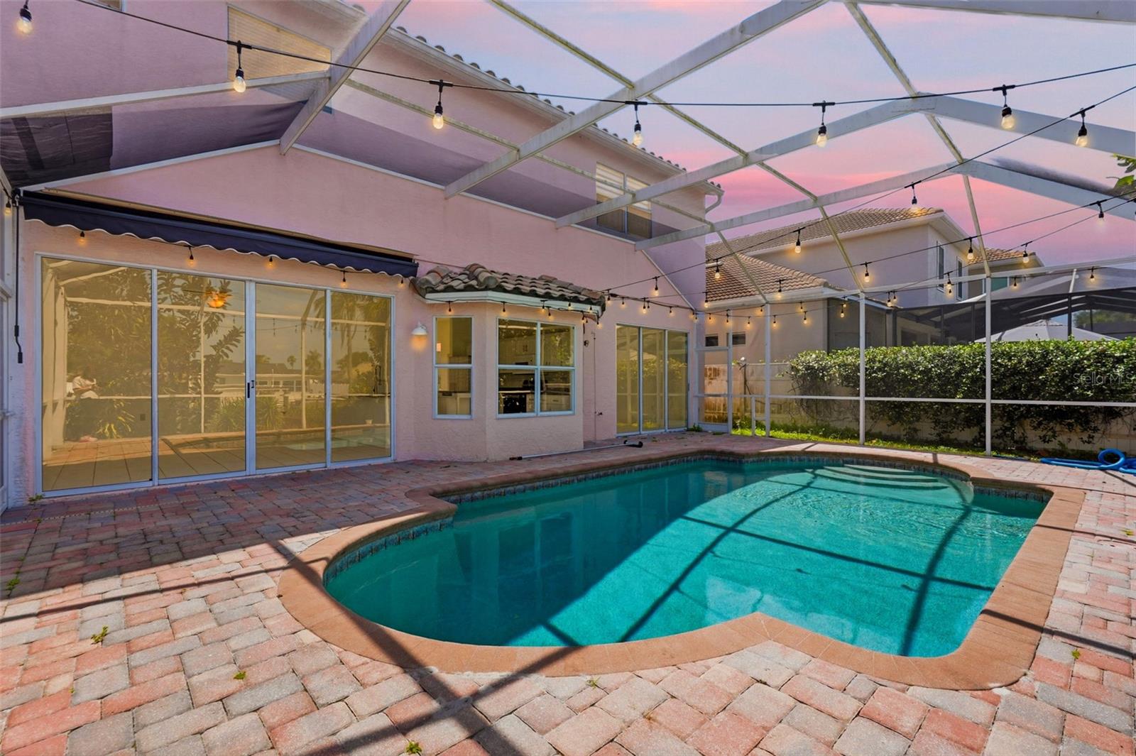 10621 HATTERAS DR, TAMPA, FL — photo 3