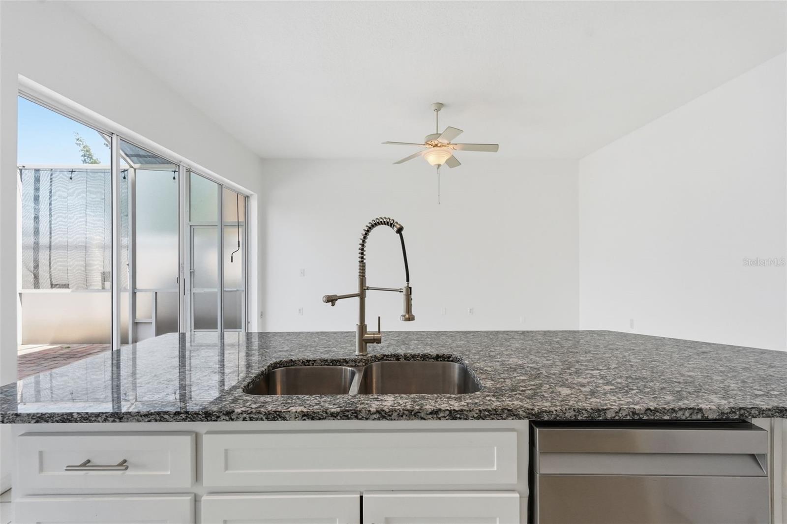 10621 HATTERAS DR, TAMPA, FL — photo 20