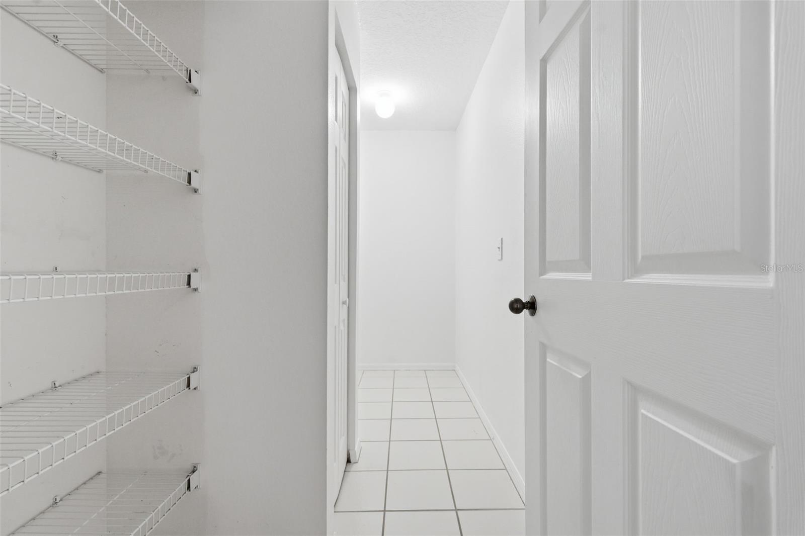 10621 HATTERAS DR, TAMPA, FL — photo 35