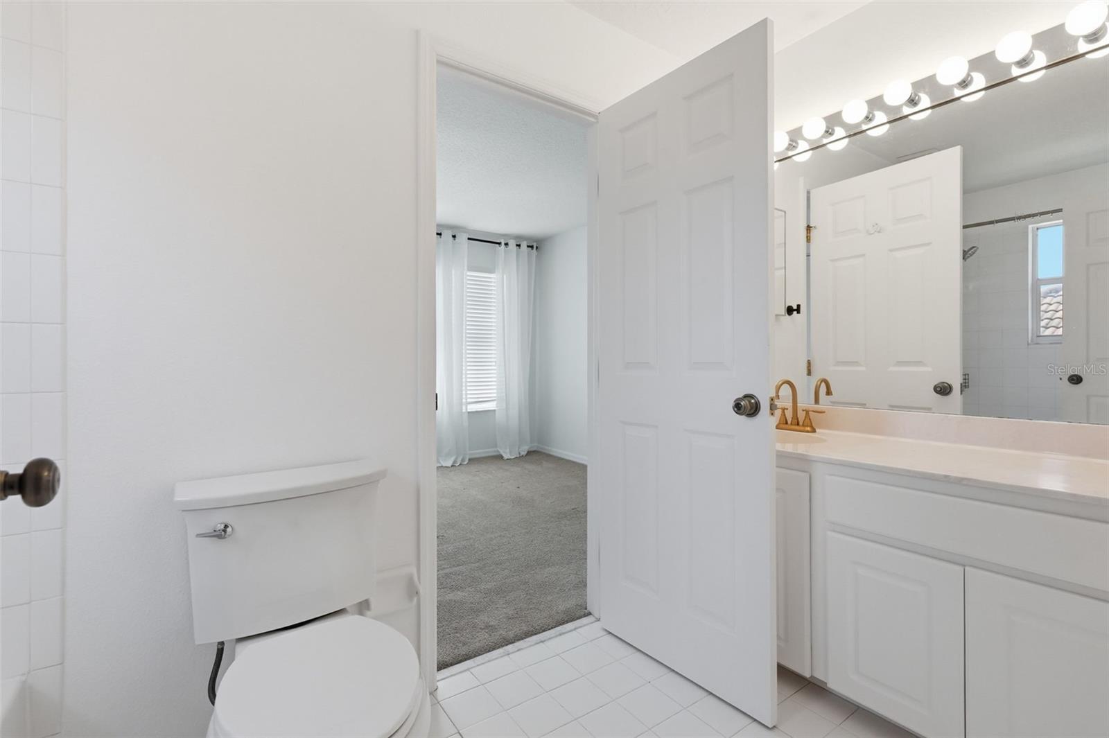 10621 HATTERAS DR, TAMPA, FL — photo 39