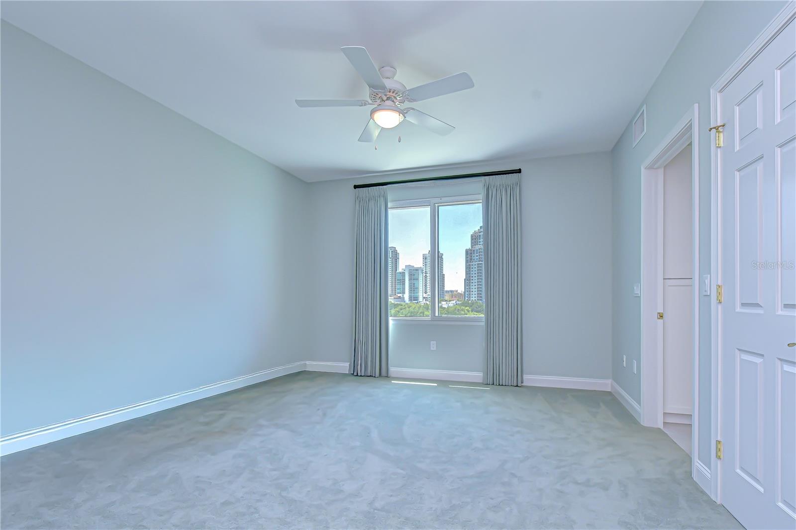555 5TH AVE NE #711, ST PETERSBURG, FL — photo 35