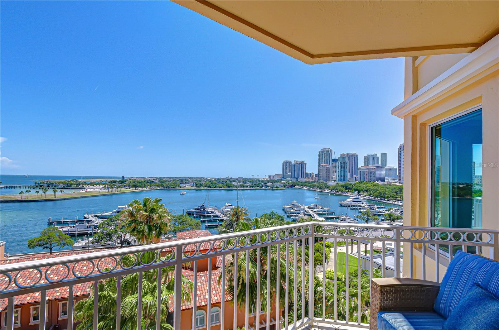 555 5TH AVE NE #711, ST PETERSBURG, FL — photo 78