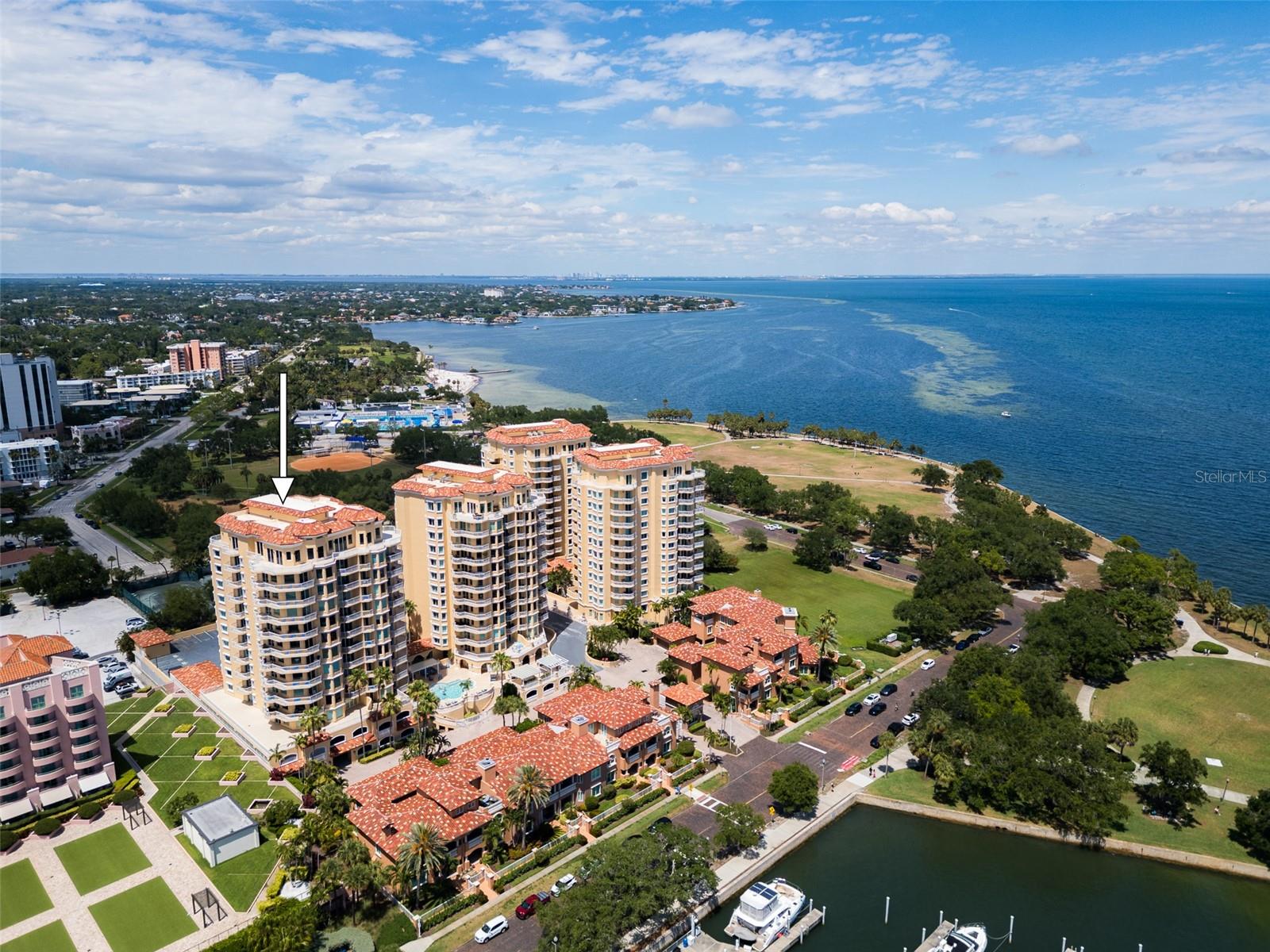 555 5TH AVE NE #711, ST PETERSBURG, FL