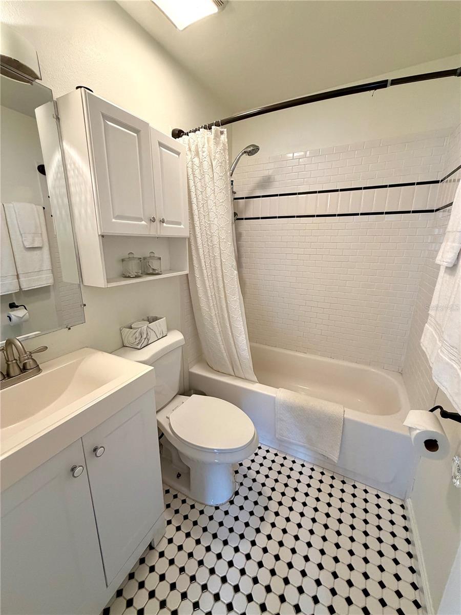 2842 15TH AVE N, ST PETERSBURG, FL — photo 11