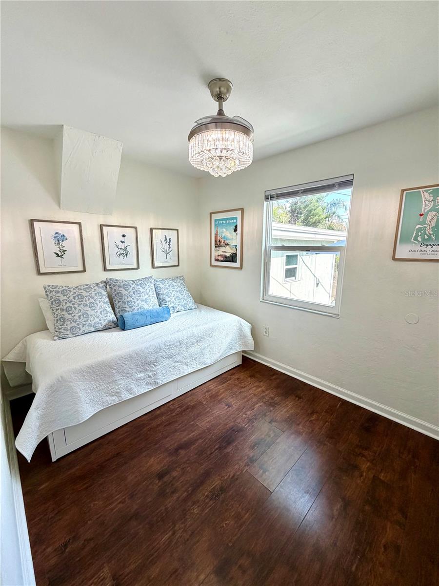 2842 15TH AVE N, ST PETERSBURG, FL — photo 12
