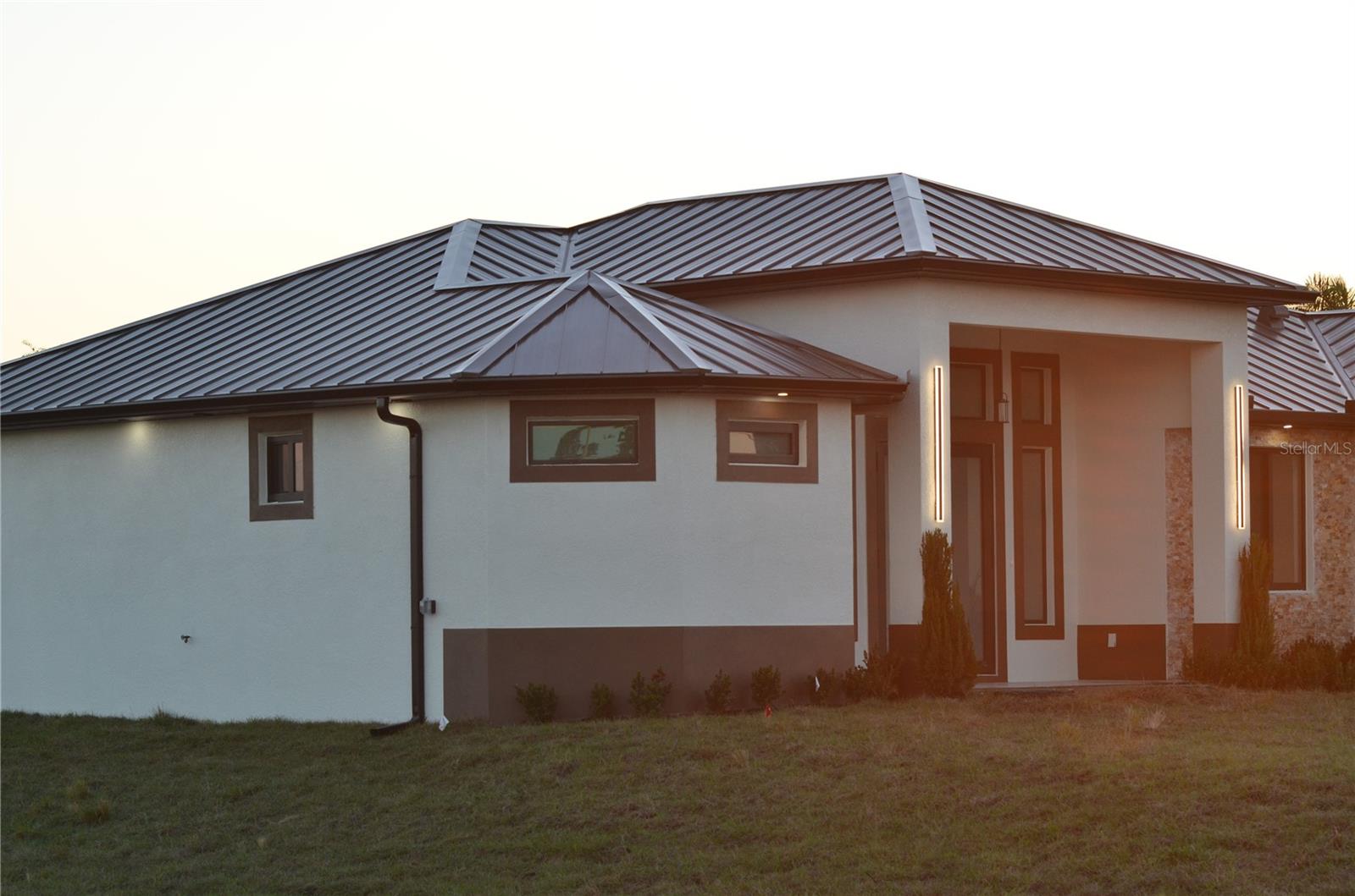 2416 DIPLOMAT PKWY W, CAPE CORAL, FL — photo 4