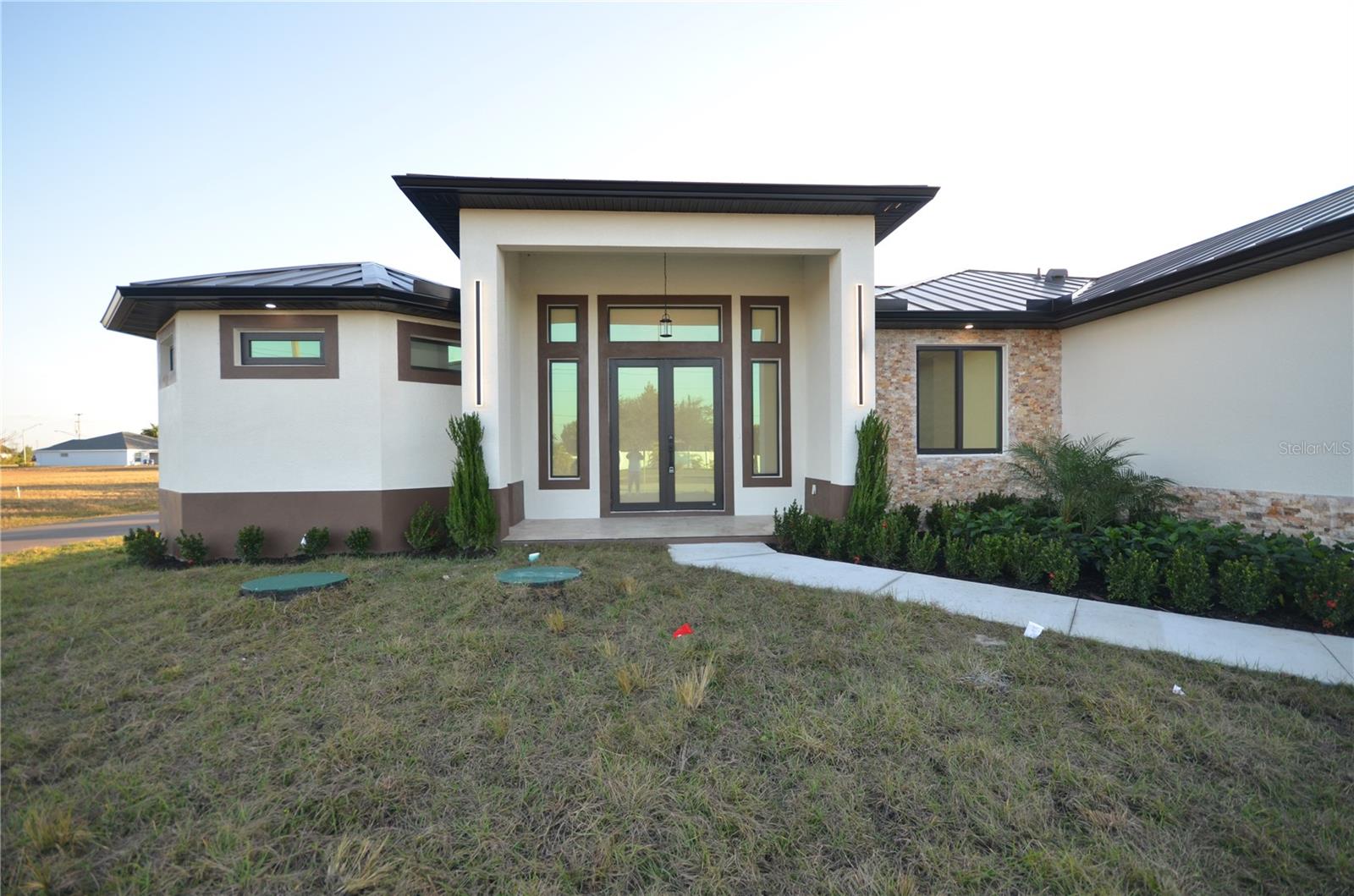 2416 DIPLOMAT PKWY W, CAPE CORAL, FL — photo 5