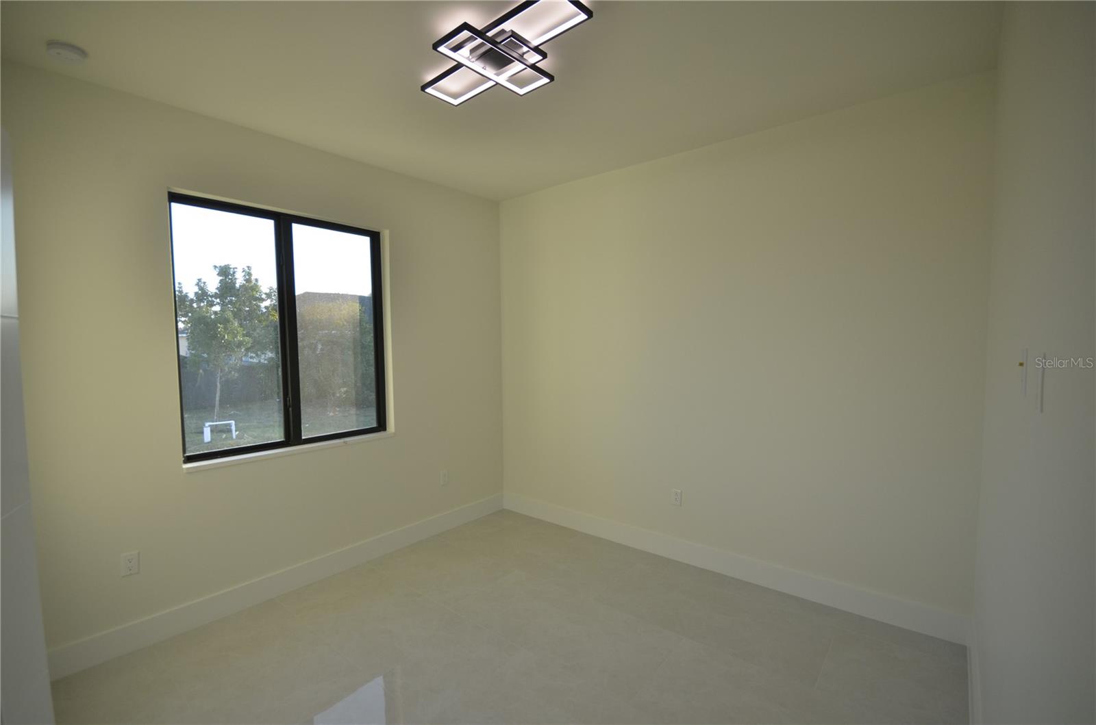 2416 DIPLOMAT PKWY W, CAPE CORAL, FL — photo 11