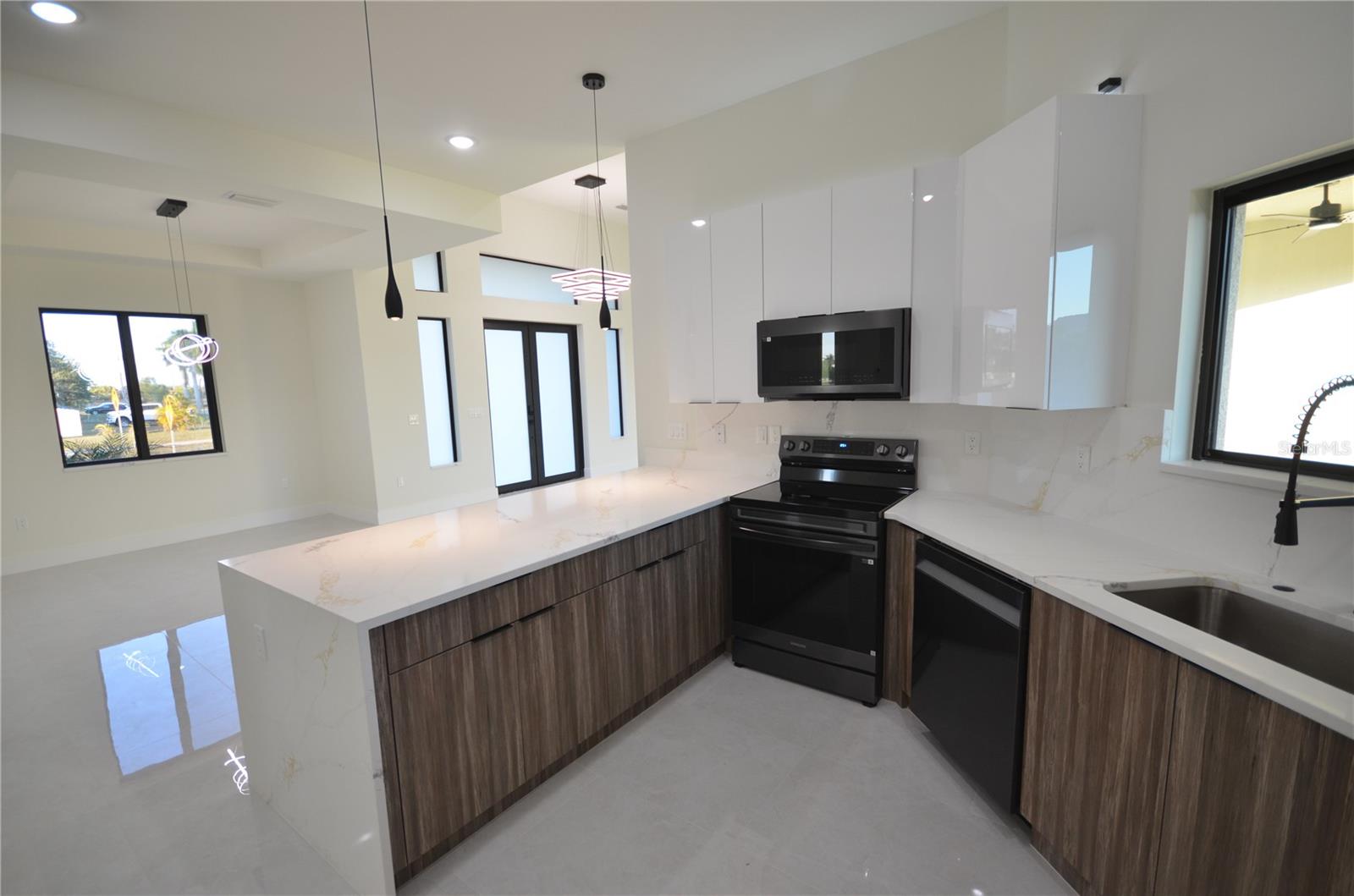 2416 DIPLOMAT PKWY W, CAPE CORAL, FL — photo 17