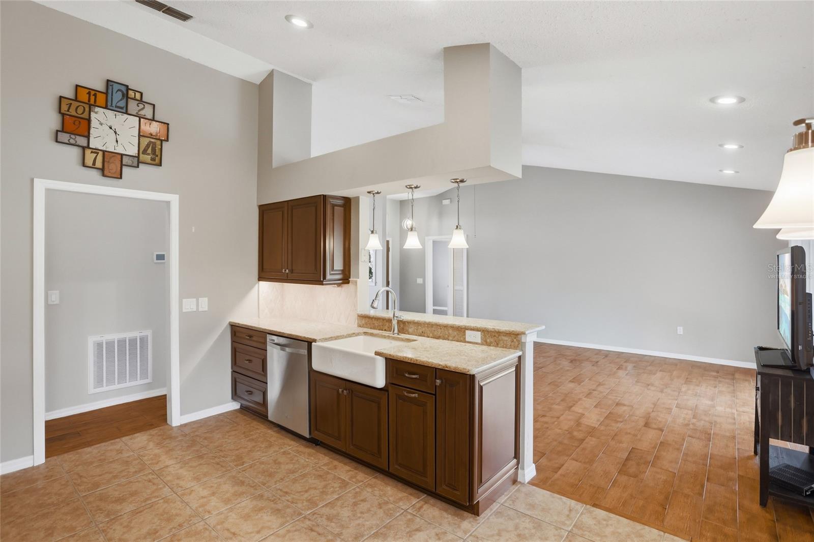 204 GREENWICH ST, DAVENPORT, FL — photo 18