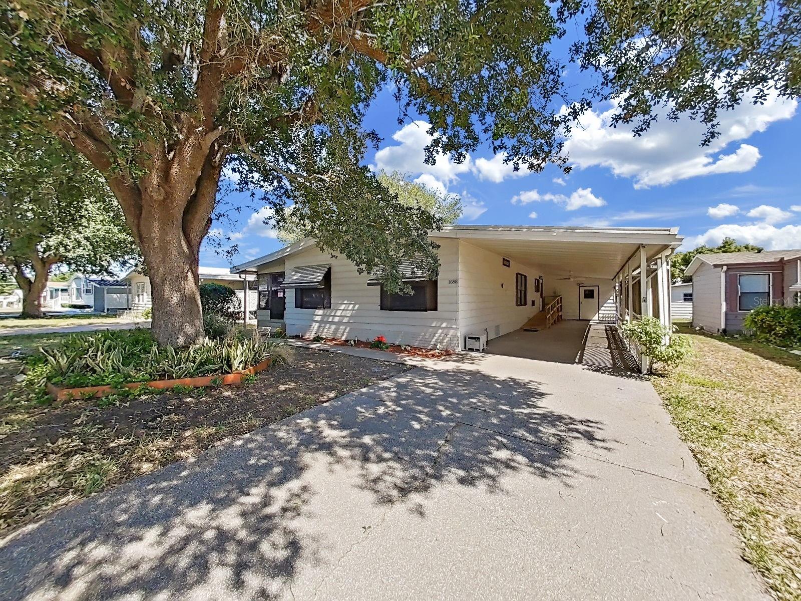 1688 FOXWAY DR, LAKELAND, FL — photo 2
