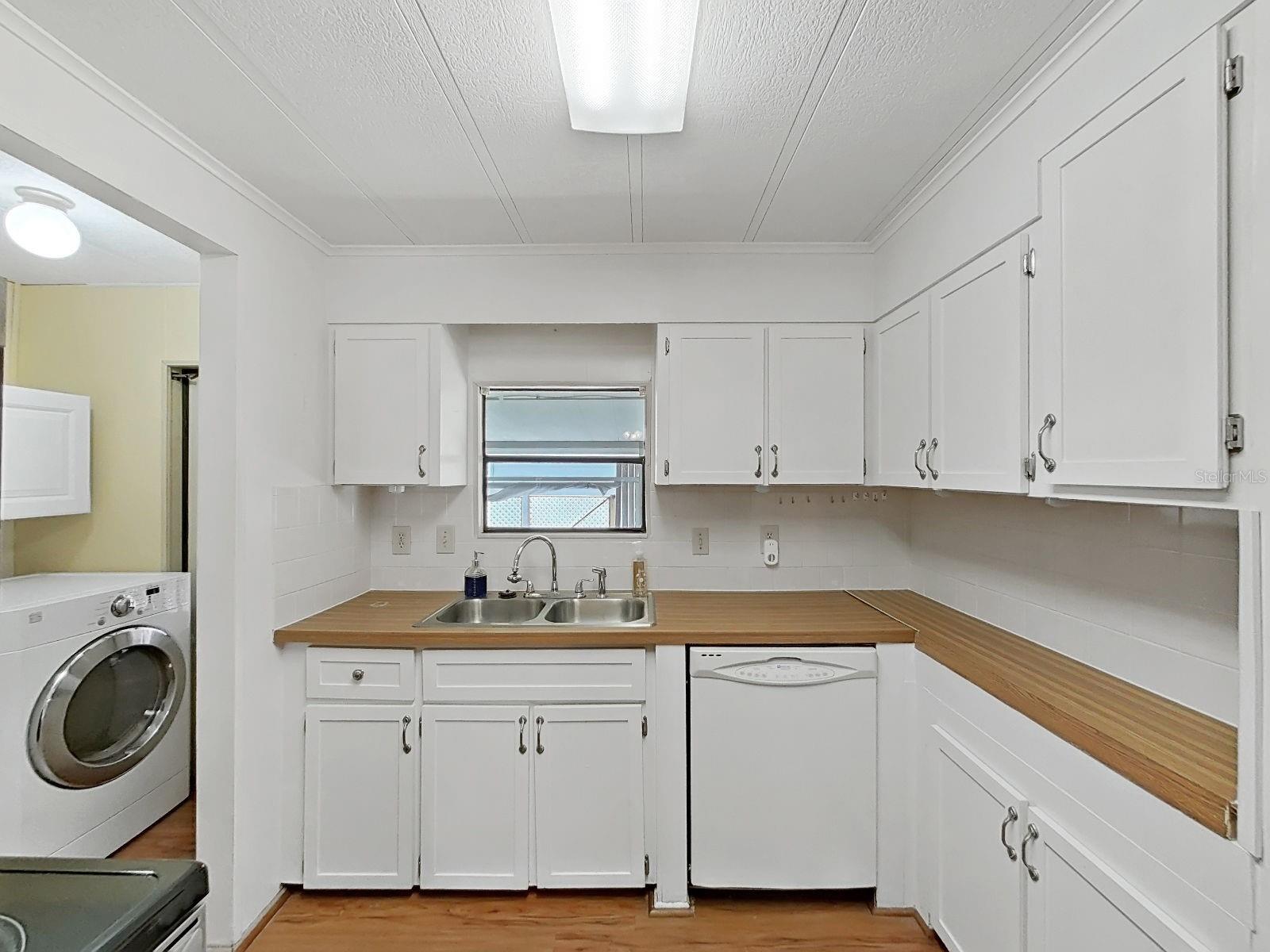 1688 FOXWAY DR, LAKELAND, FL — photo 12