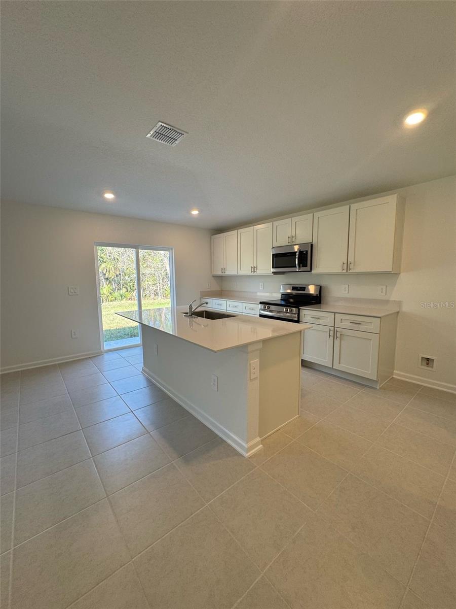 4820 YELLOW ELDER WAY, KISSIMMEE, FL — photo 3