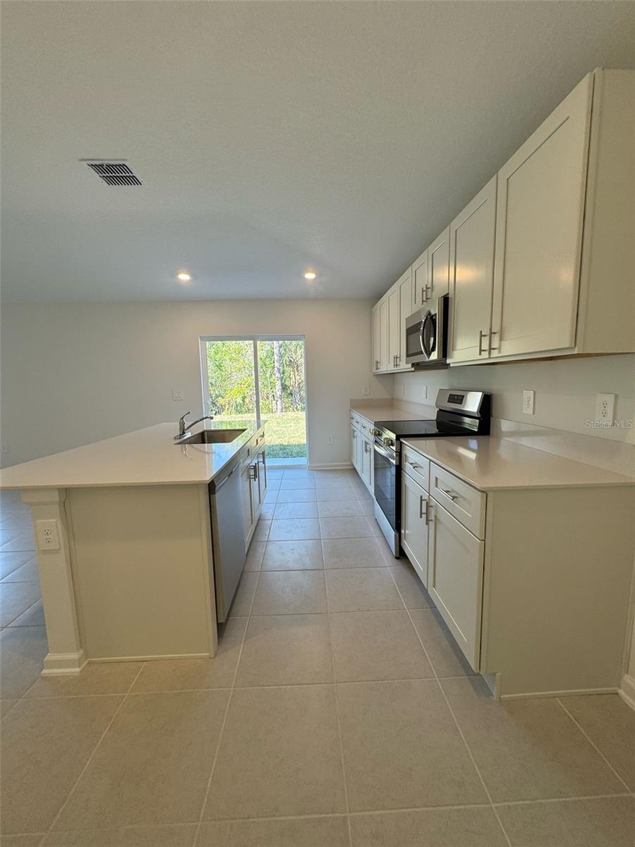 4820 YELLOW ELDER WAY, KISSIMMEE, FL — photo 4