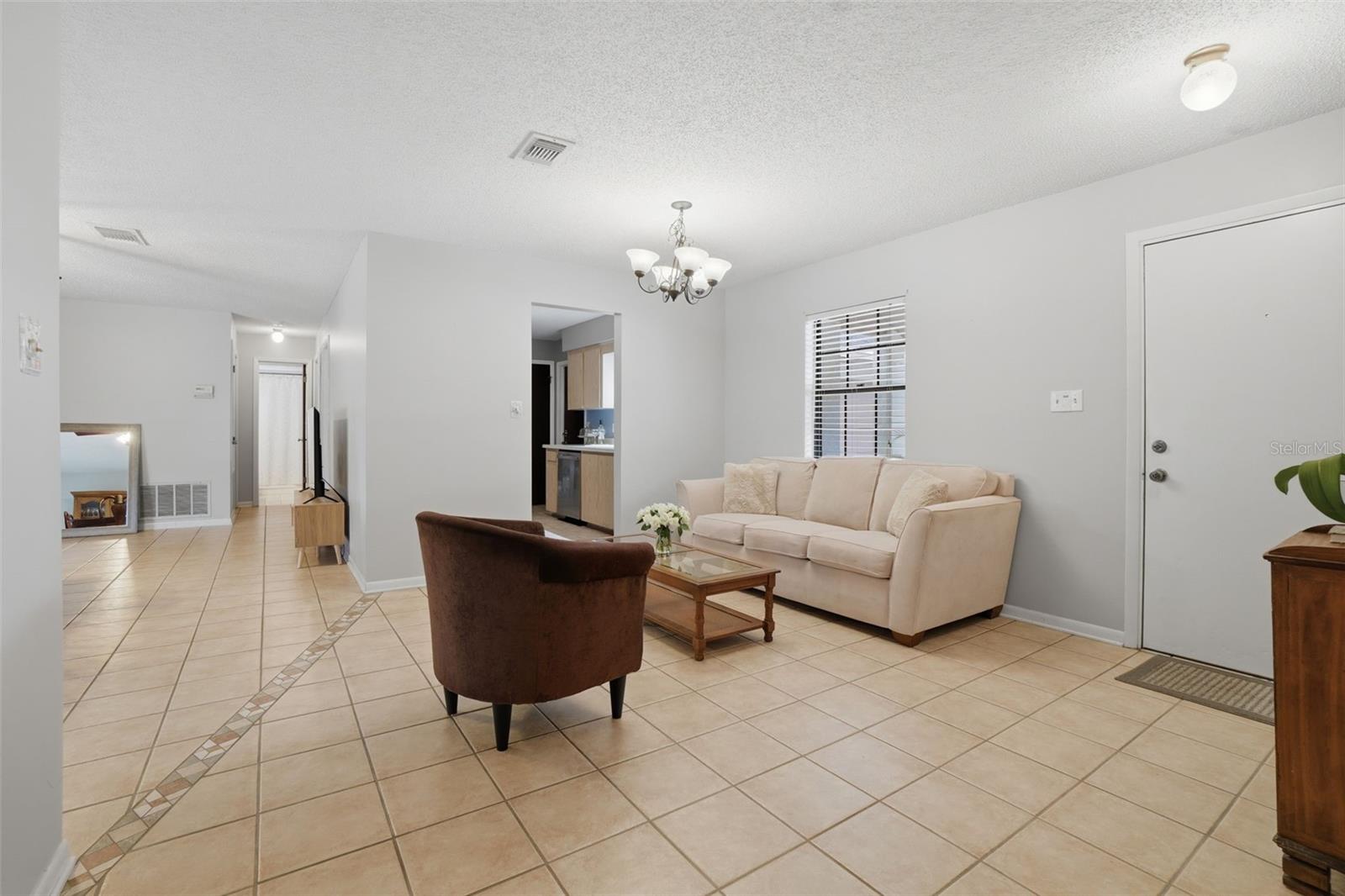 1525 JAGUAR CIR, APOPKA, FL — photo 5