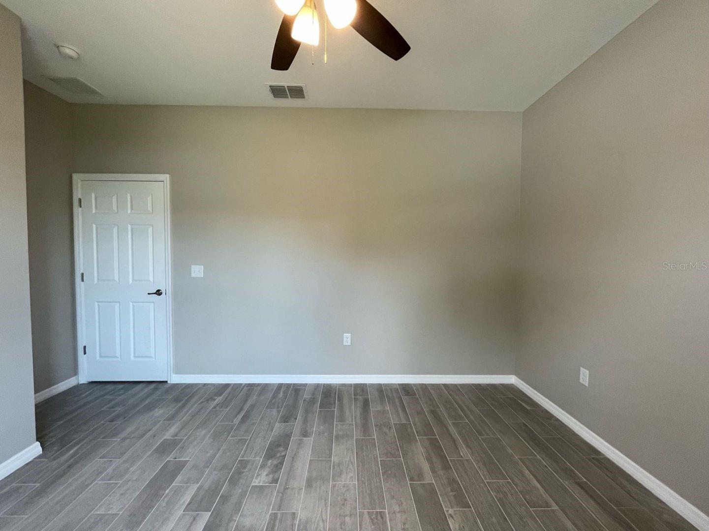 407 BEDLINGTON CT, KISSIMMEE, FL — photo 18
