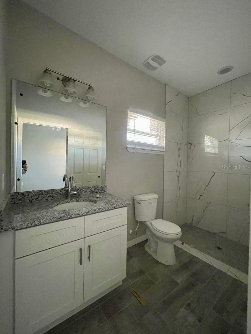 407 BEDLINGTON CT, KISSIMMEE, FL — photo 21