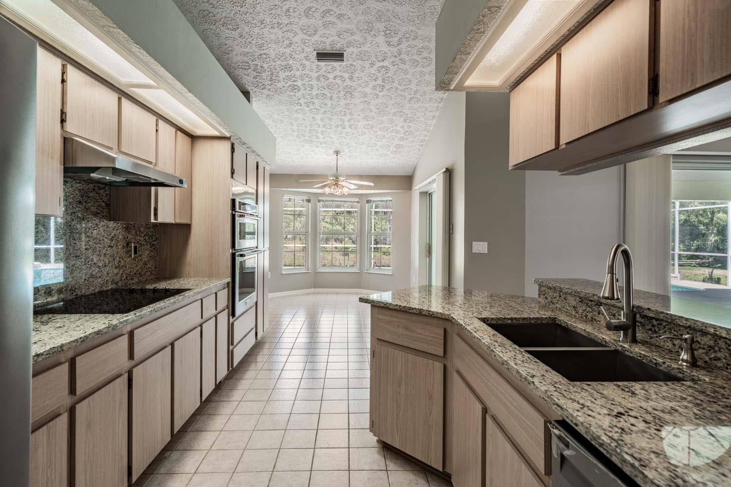 1091 TOURNAMENT DR, SPRING HILL, FL — photo 15