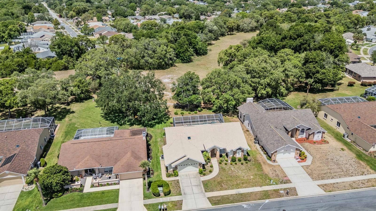 1091 TOURNAMENT DR, SPRING HILL, FL — photo 32