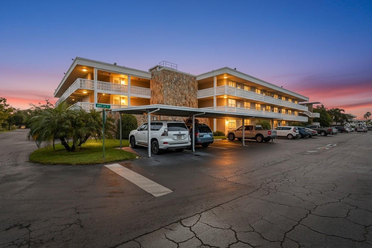 5095 BAY ST NE #21O, ST PETERSBURG, FL