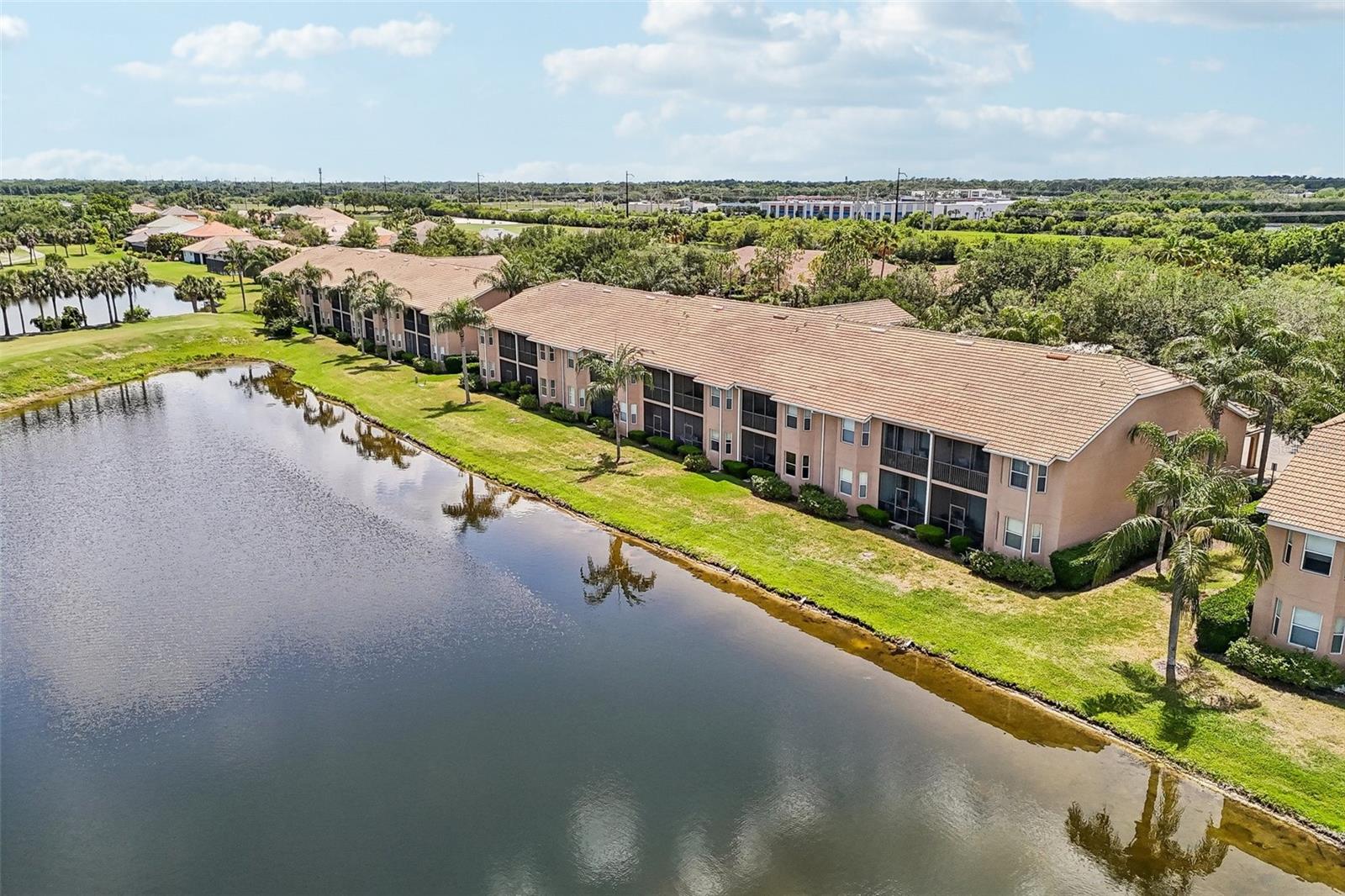 1003 FAIRWAYCOVE LN #201, BRADENTON, FL — photo 36