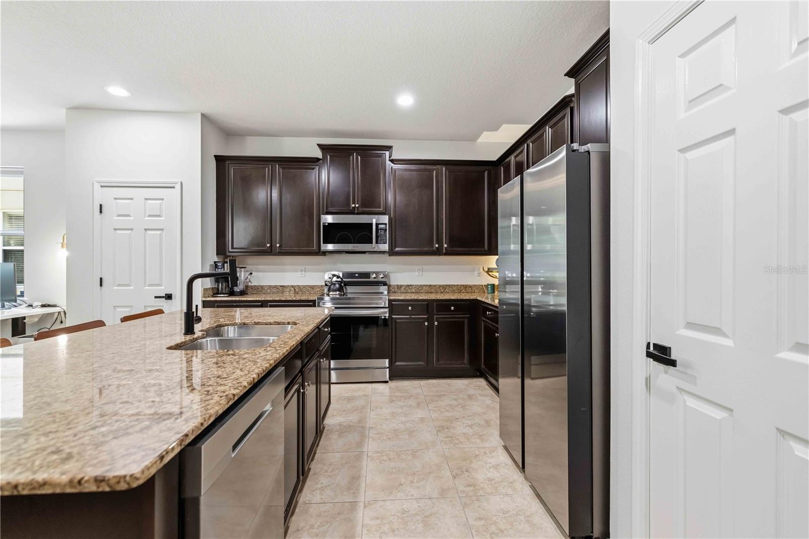 9040 ASPEN HOLLOW PL, RIVERVIEW, FL — photo 21