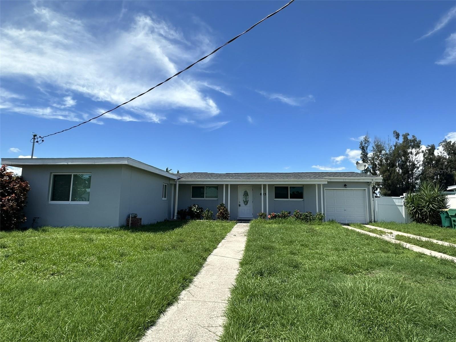 835 CONREID DR NE, PORT CHARLOTTE, FL — photo 4