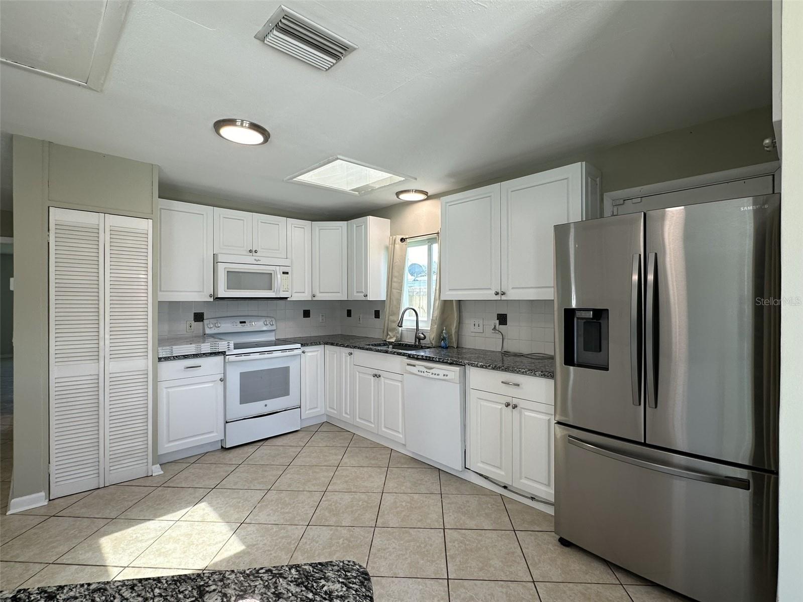 835 CONREID DR NE, PORT CHARLOTTE, FL — photo 22