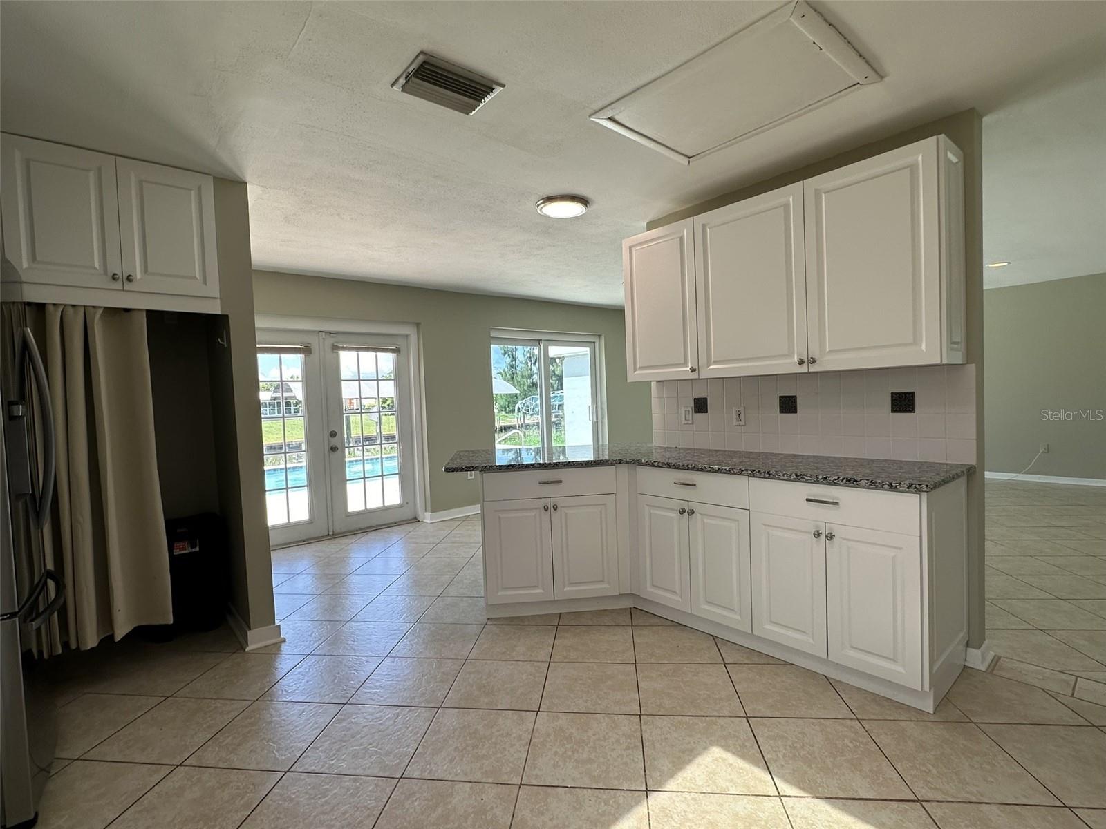 835 CONREID DR NE, PORT CHARLOTTE, FL — photo 23