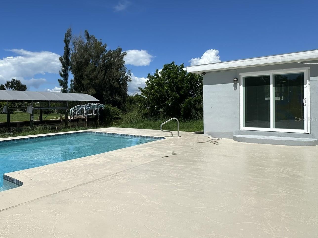 835 CONREID DR NE, PORT CHARLOTTE, FL — photo 31
