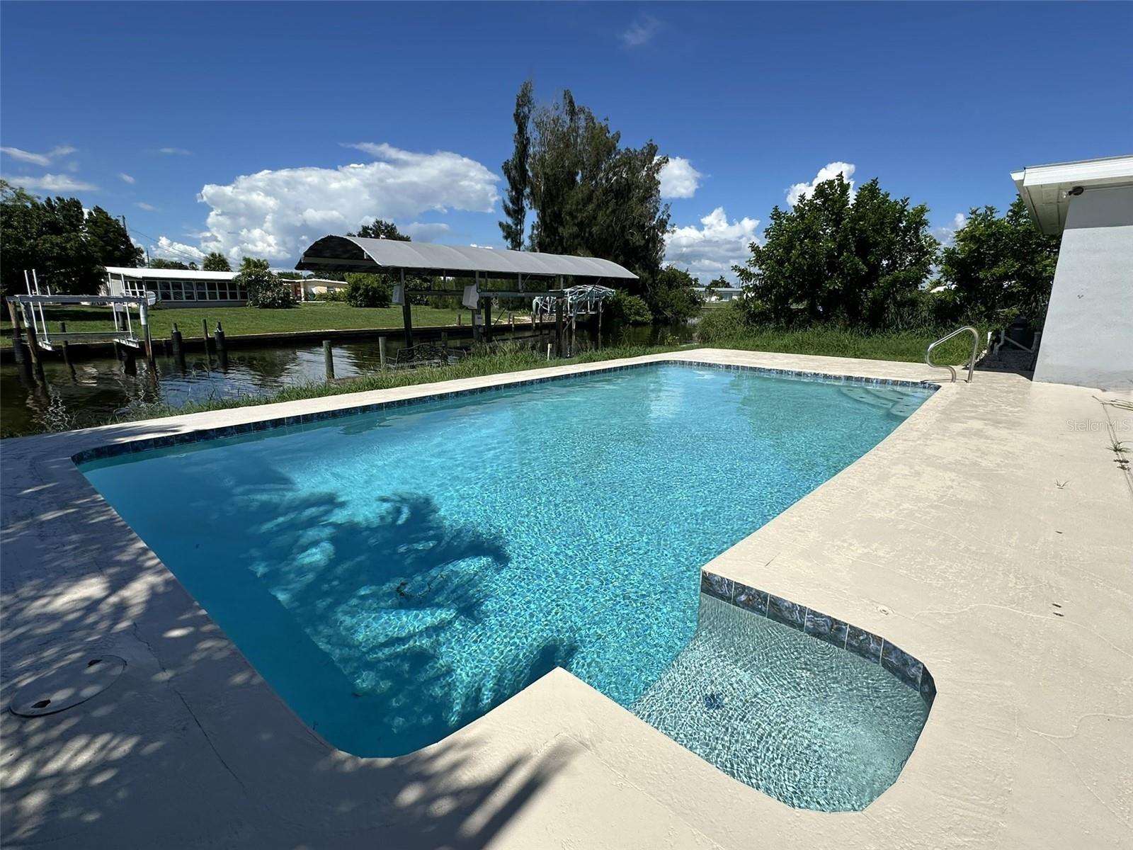 835 CONREID DR NE, PORT CHARLOTTE, FL — photo 33