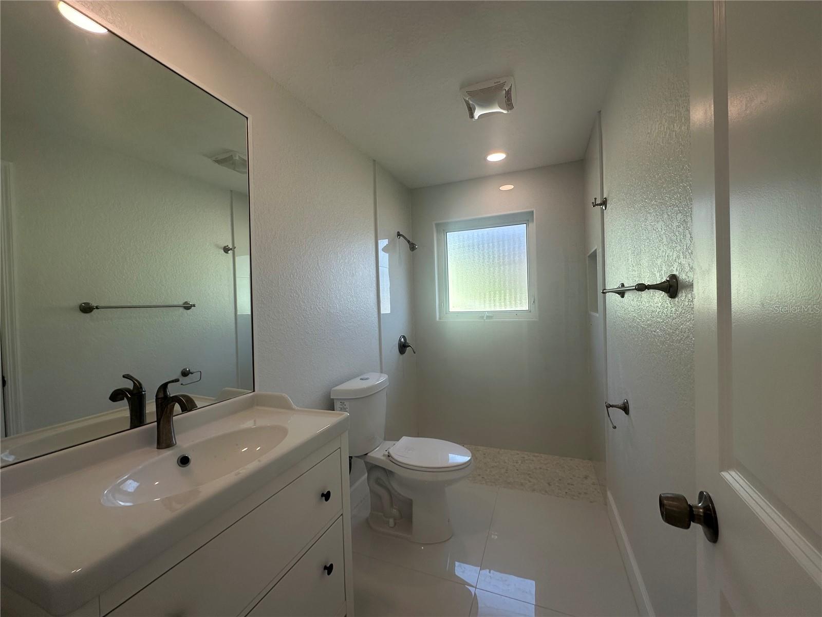 230 ANNAPOLIS LN, ROTONDA WEST, FL — photo 12