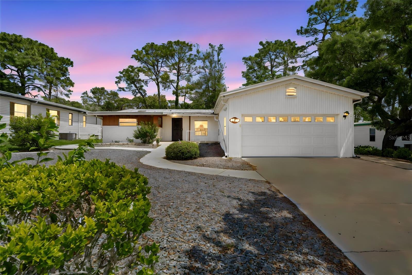 8206 COUNTRY CLUB DR, BROOKSVILLE, FL — photo 3