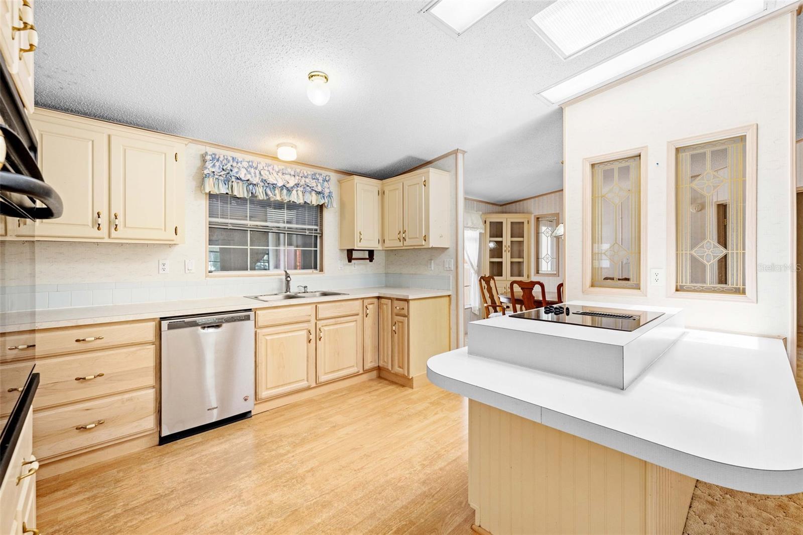 8206 COUNTRY CLUB DR, BROOKSVILLE, FL — photo 18