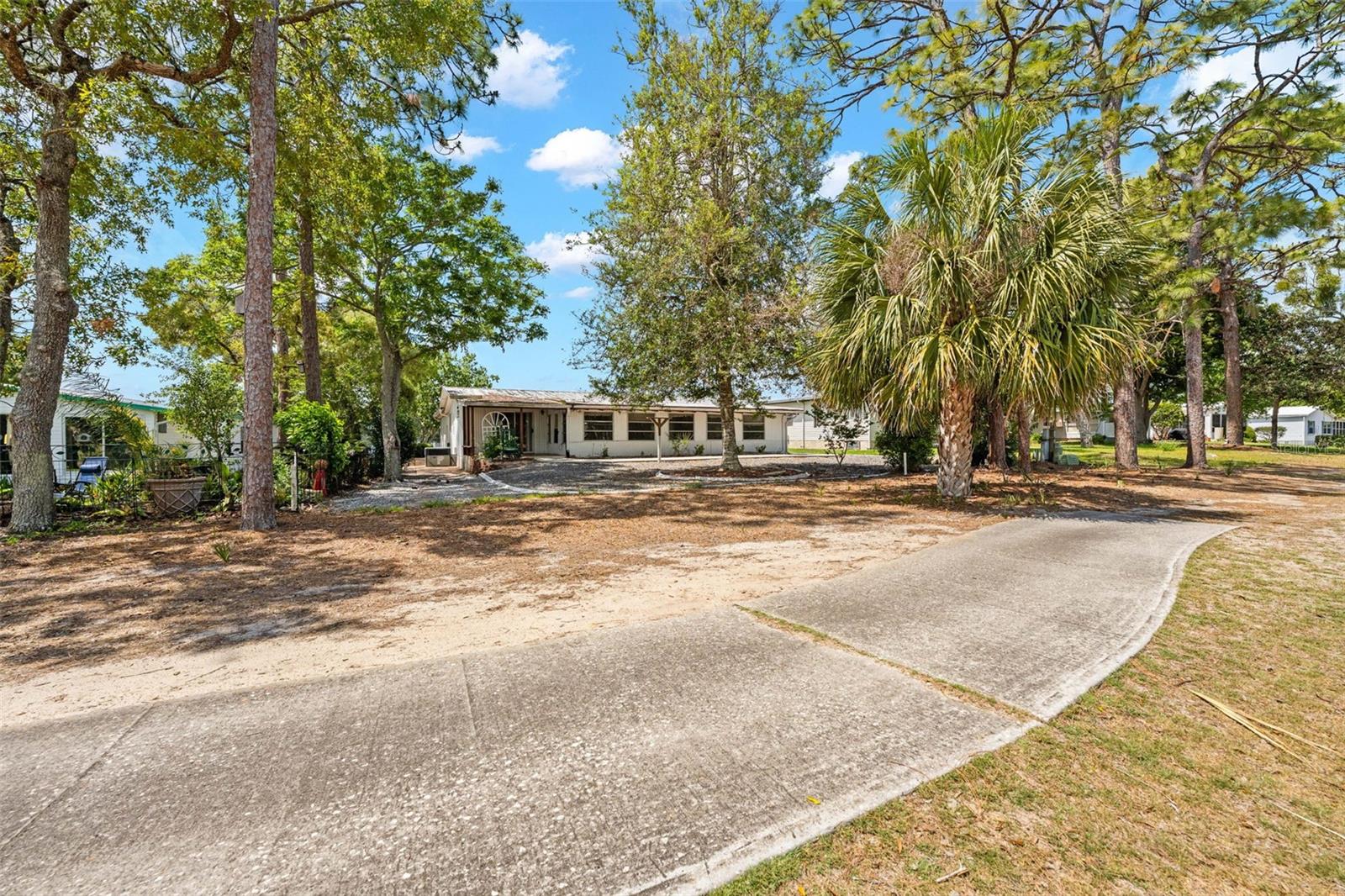 8206 COUNTRY CLUB DR, BROOKSVILLE, FL — photo 43