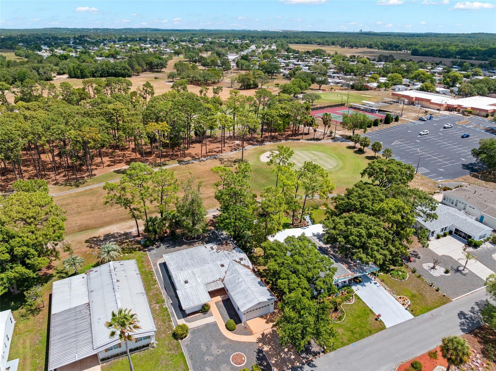 8206 COUNTRY CLUB DR, BROOKSVILLE, FL — photo 46