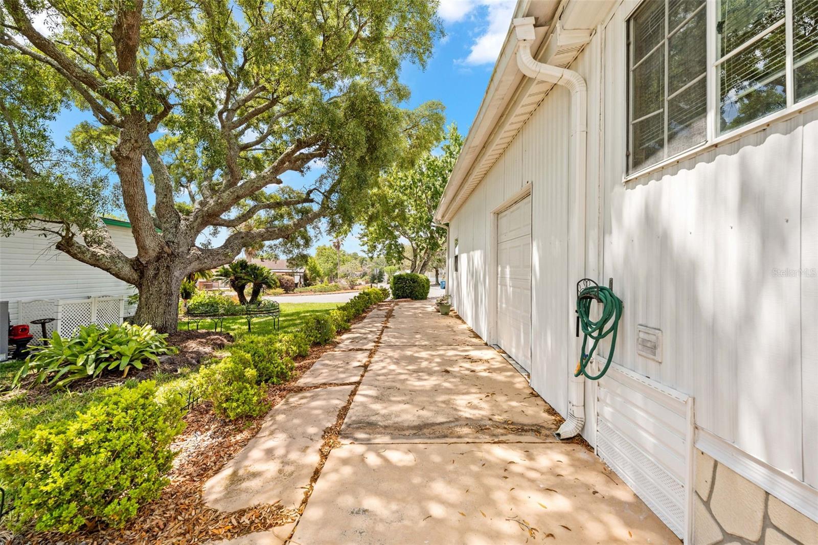 8206 COUNTRY CLUB DR, BROOKSVILLE, FL — photo 59