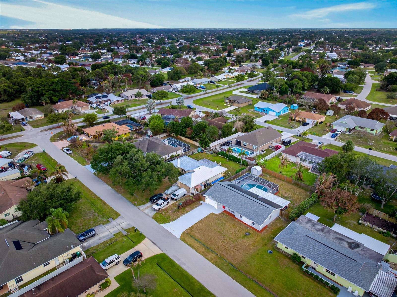 214 SE DUVAL AVE, PORT ST LUCIE, FL — photo 4