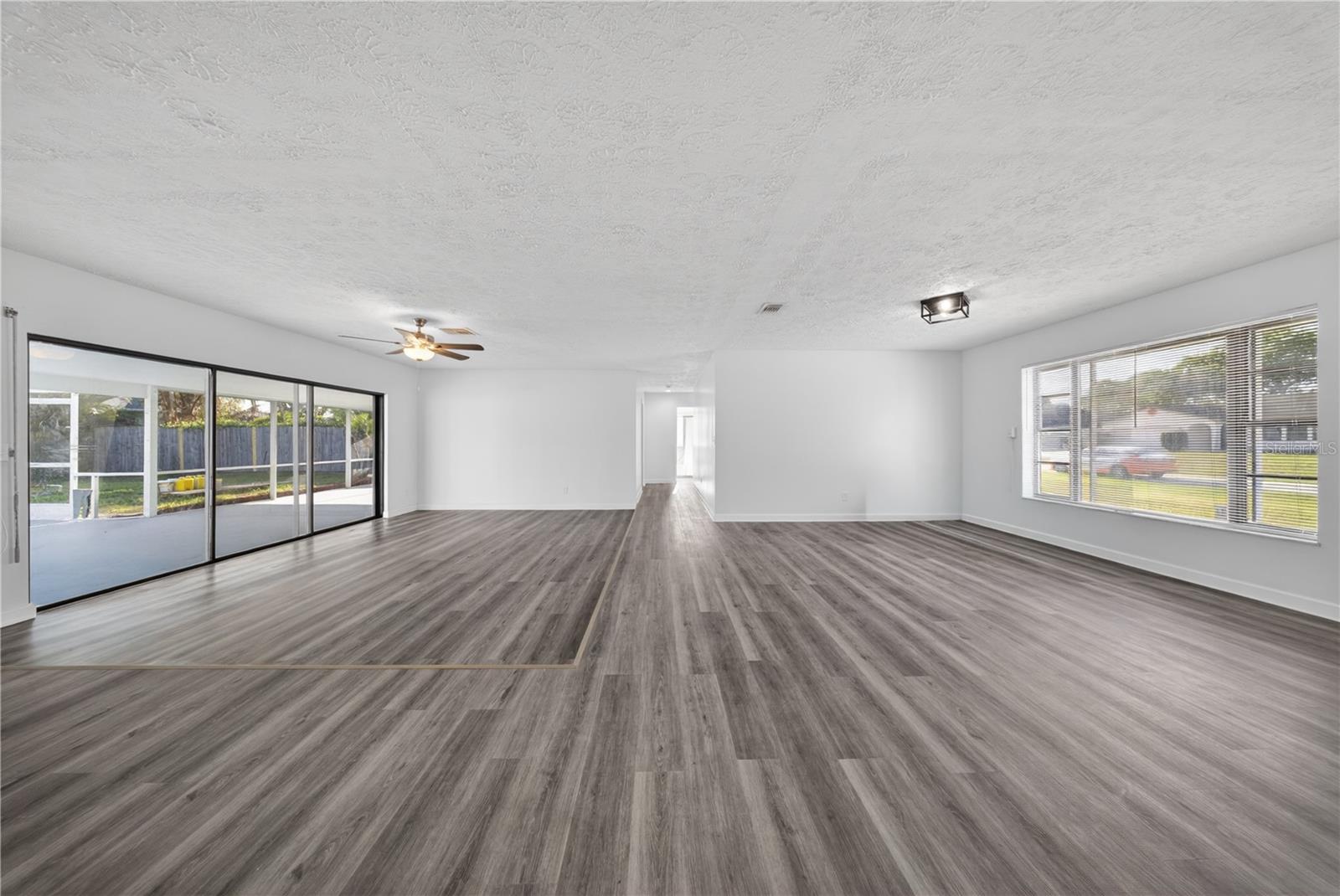 214 SE DUVAL AVE, PORT ST LUCIE, FL — photo 10