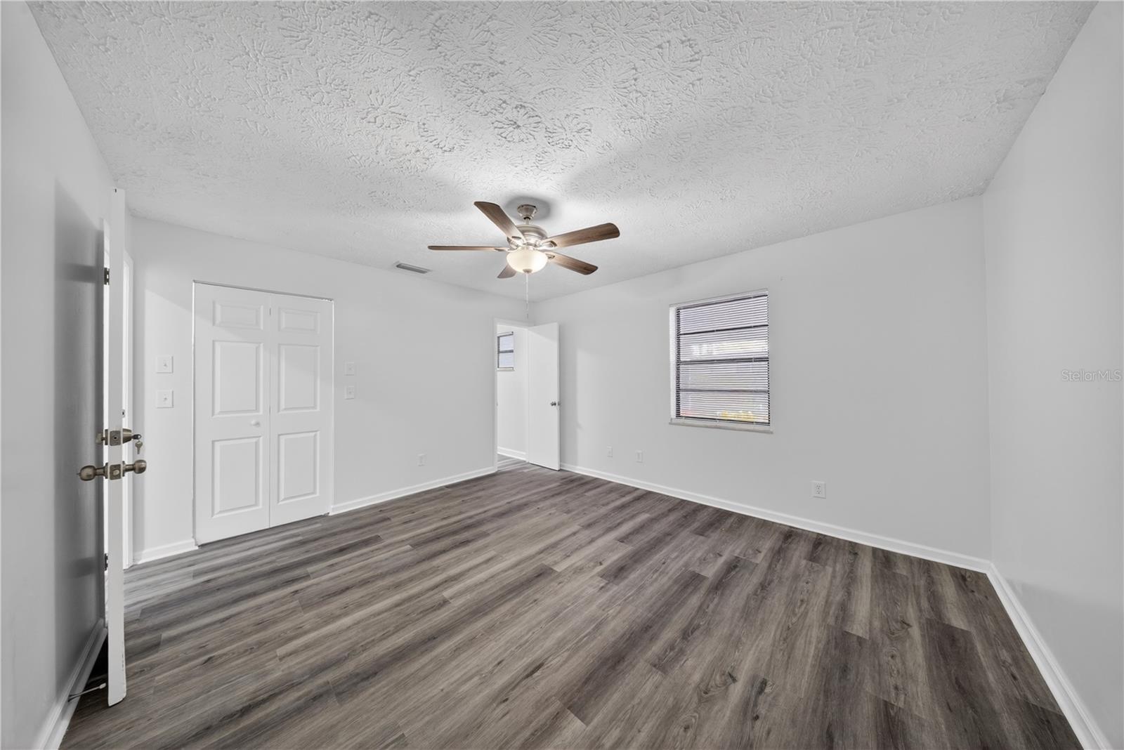 214 SE DUVAL AVE, PORT ST LUCIE, FL — photo 11