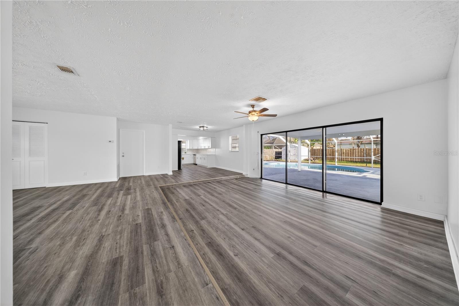 214 SE DUVAL AVE, PORT ST LUCIE, FL — photo 19