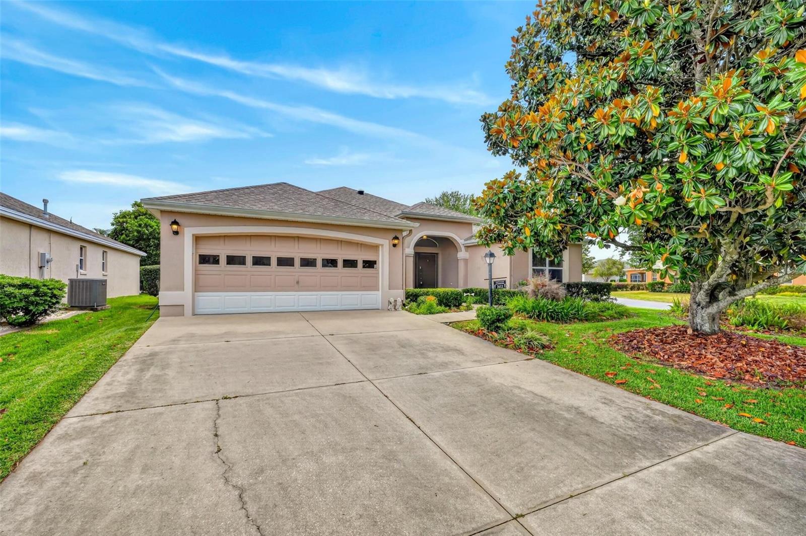 2612 MORVEN PARK WAY, THE VILLAGES, FL