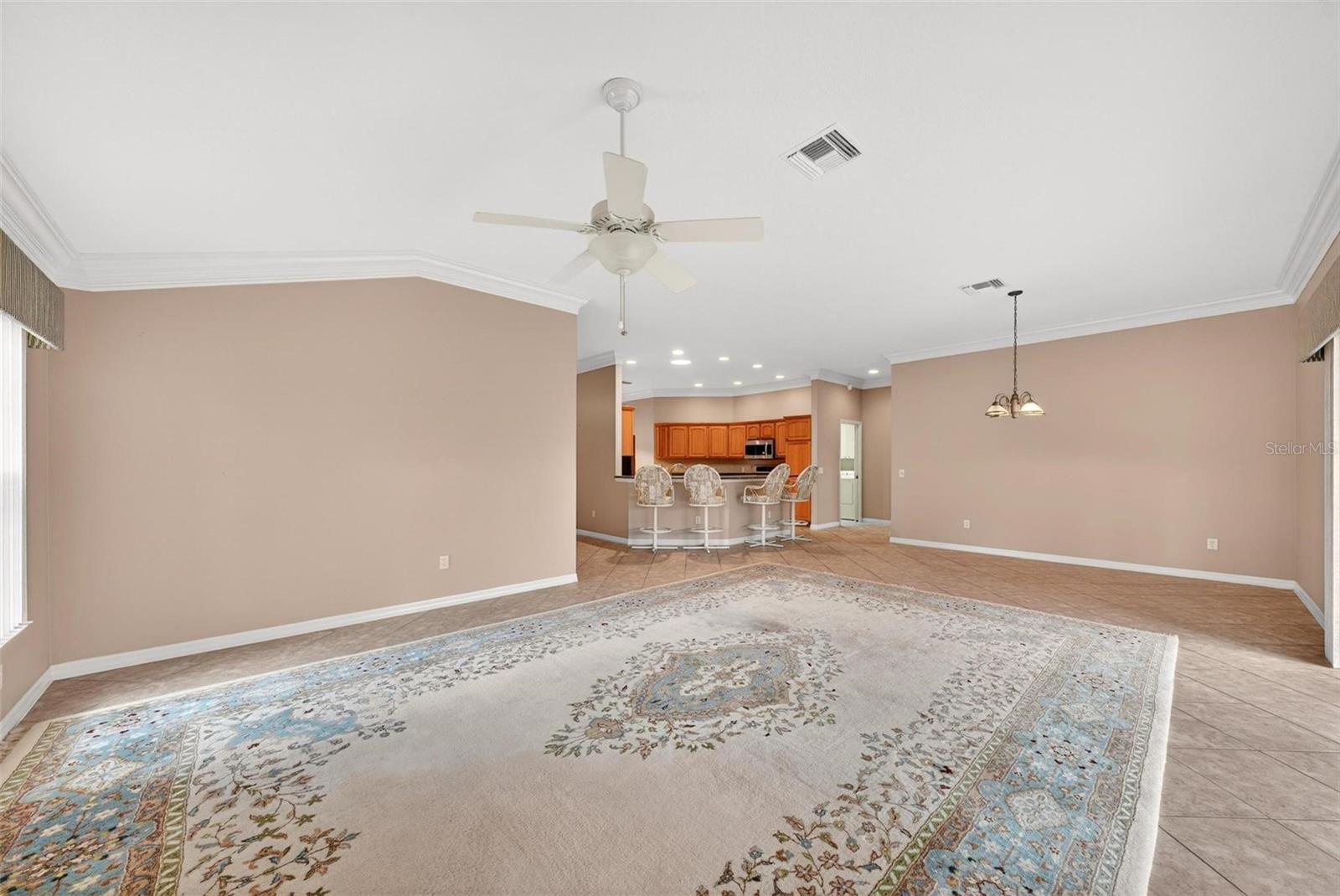 2612 MORVEN PARK WAY, THE VILLAGES, FL — photo 11