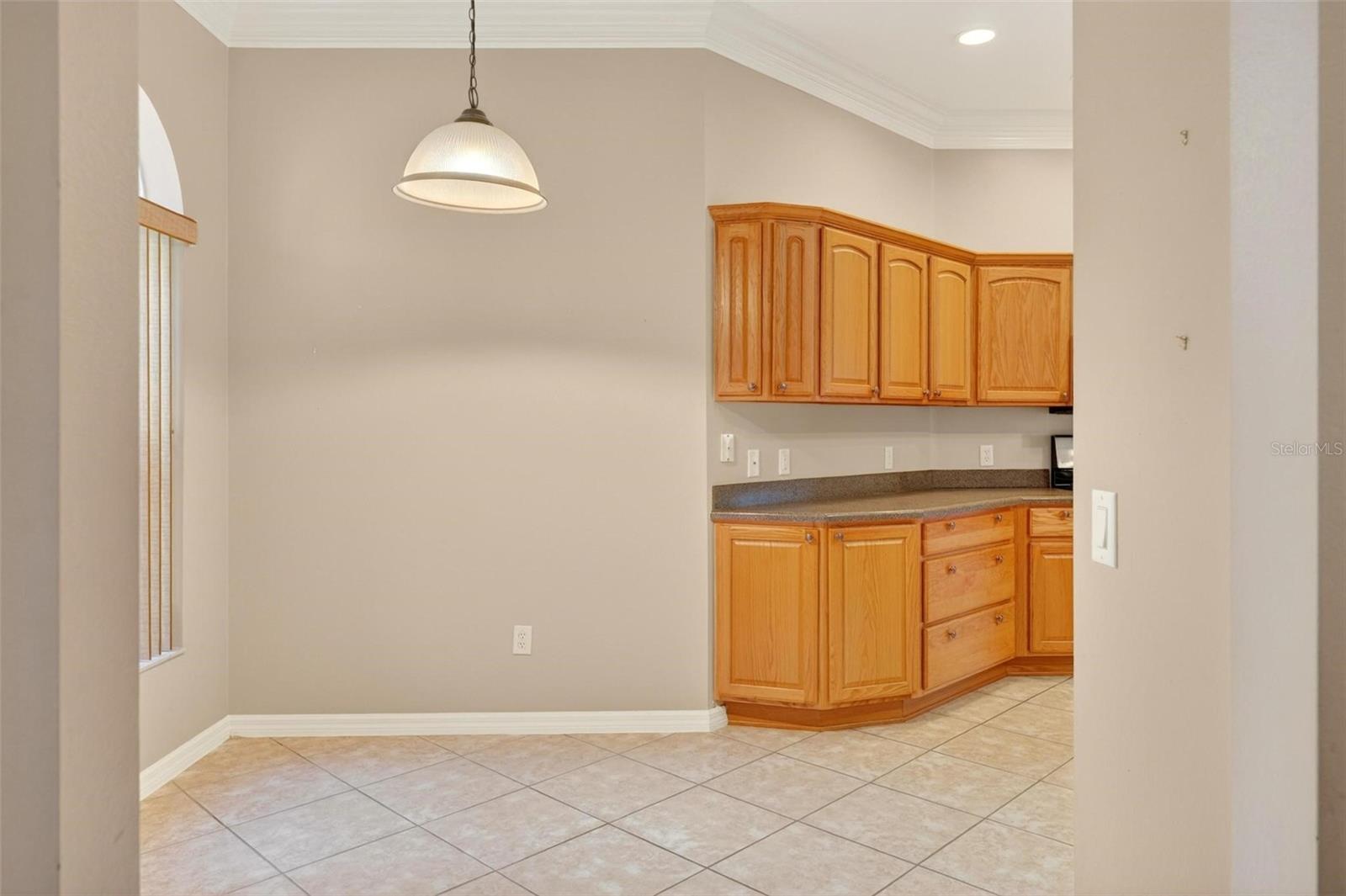 2612 MORVEN PARK WAY, THE VILLAGES, FL — photo 27