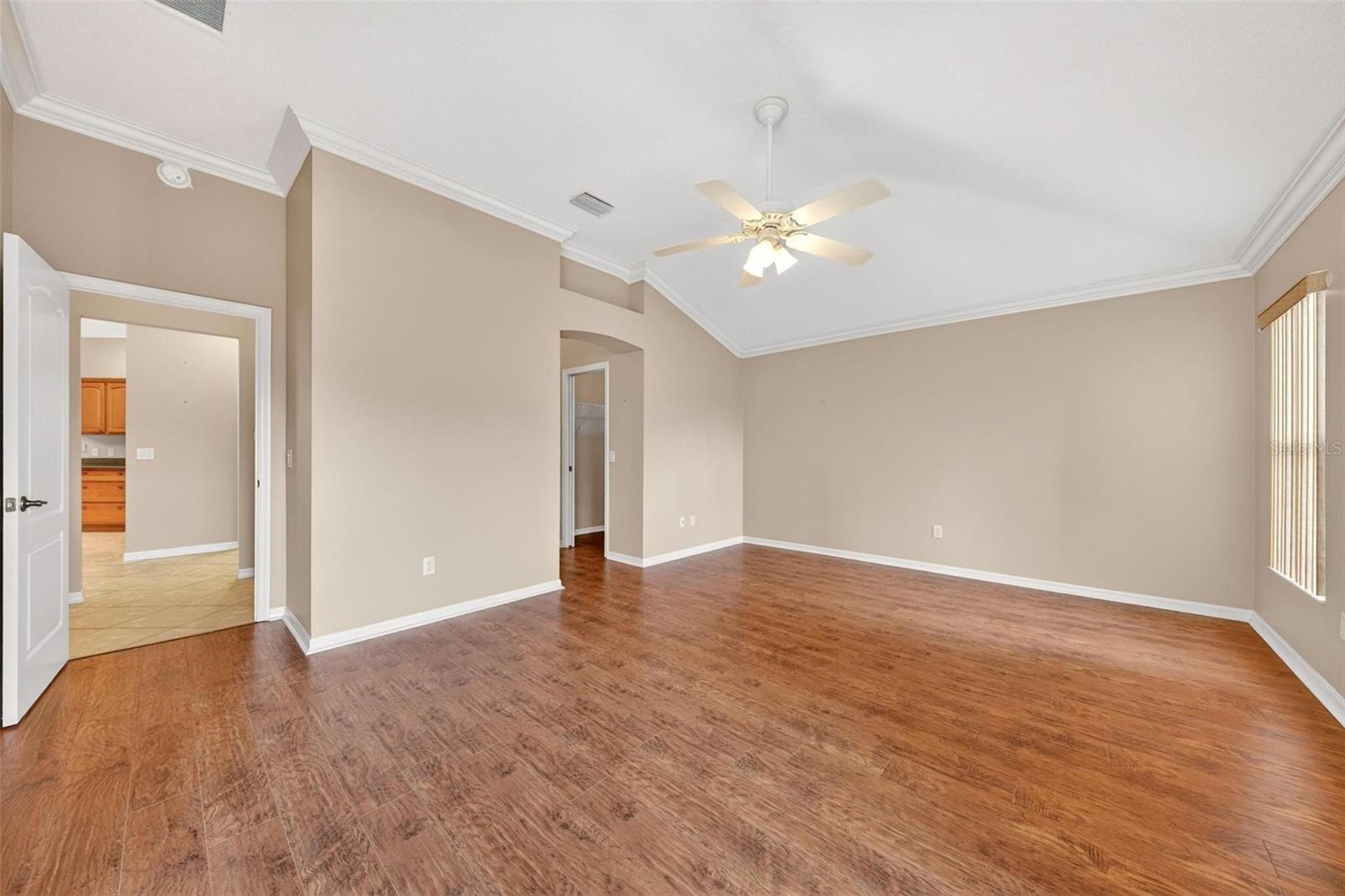2612 MORVEN PARK WAY, THE VILLAGES, FL — photo 29