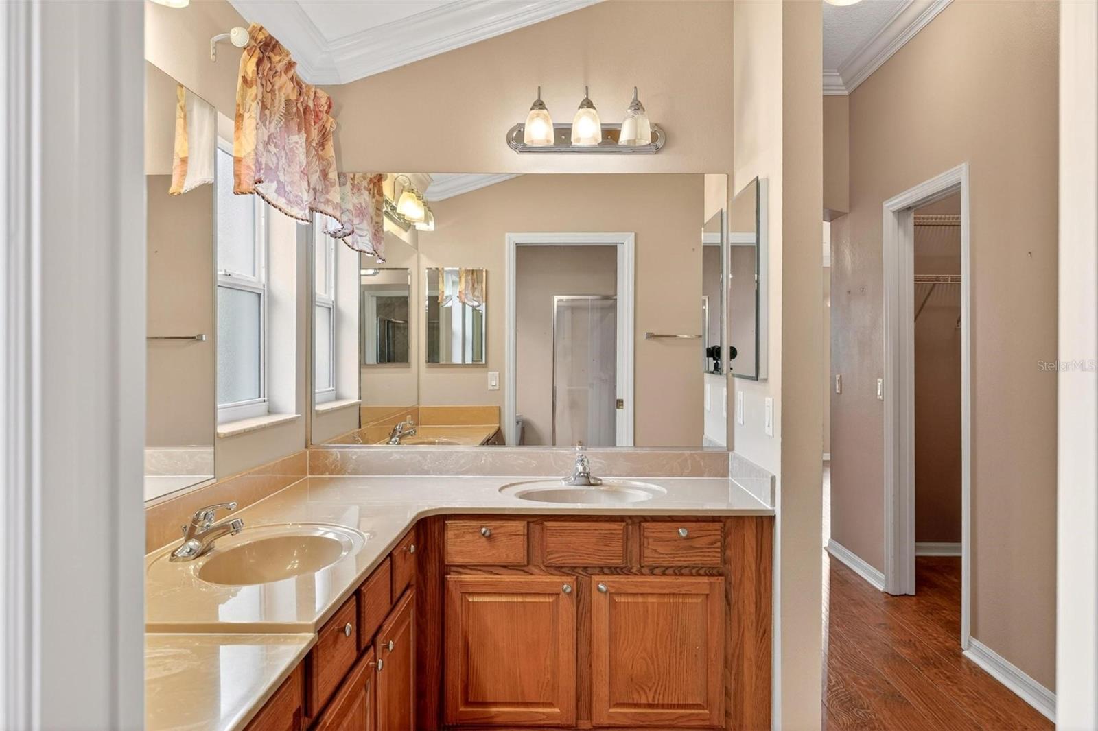 2612 MORVEN PARK WAY, THE VILLAGES, FL — photo 44