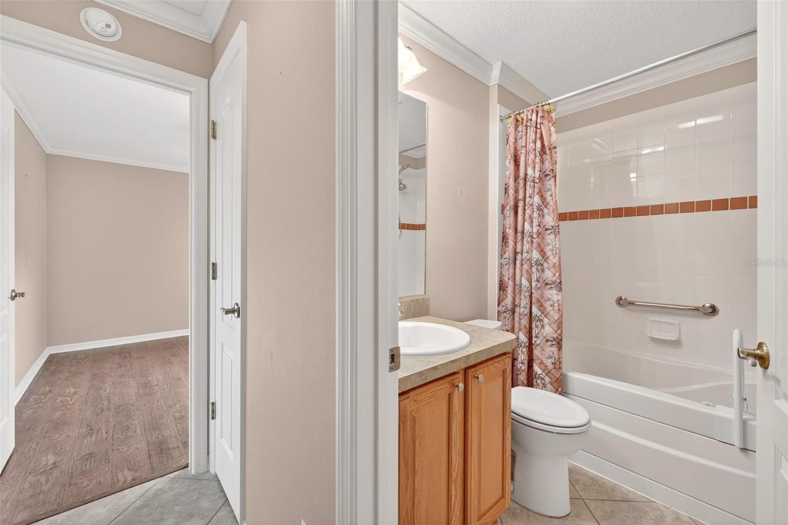 2612 MORVEN PARK WAY, THE VILLAGES, FL — photo 48