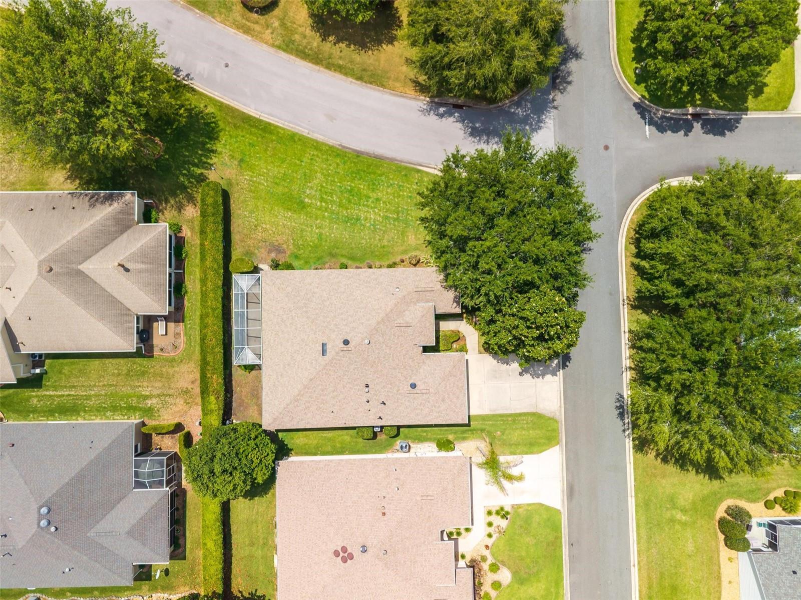 2612 MORVEN PARK WAY, THE VILLAGES, FL — photo 75