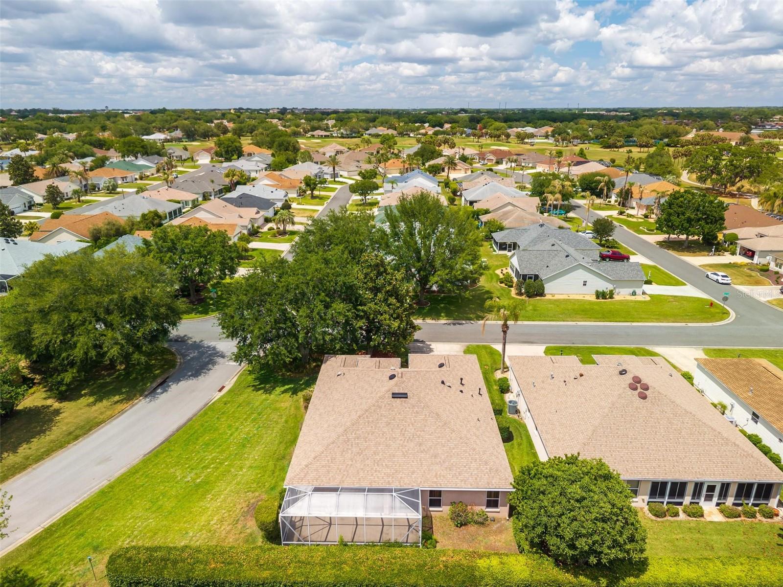 2612 MORVEN PARK WAY, THE VILLAGES, FL — photo 76