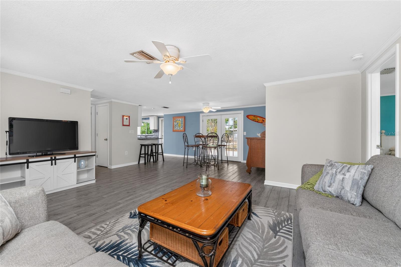650 LEACH ST, ENGLEWOOD, FL — photo 12